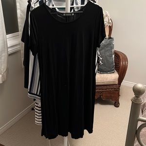 Basic black T-shirt dress, SZ L